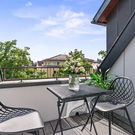 Am Riedlepark Apt3 شقة *